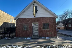 1001 N Springfield Ave, Chicago, IL 60651 - Photo 1