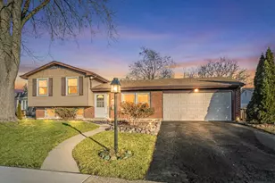 8069 S Brockton Ct, Hanover Park, IL 60133 - Photo 1