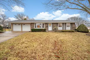 1828 Cannon Ct, Schaumburg, IL 60193 - Photo 1