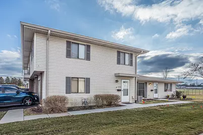 202 Nauset Lane #202, Schaumburg, IL 60194 - Photo 1