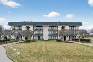 7445 Ponderosa Ct, Orland Park, IL 60462 - Photo 1