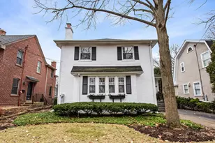 735 Foxdale Ave, Winnetka, IL 60093 - Photo 1