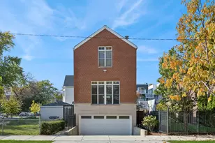 1702 N Maplewood Ave, Chicago, IL 60647 - Photo 1