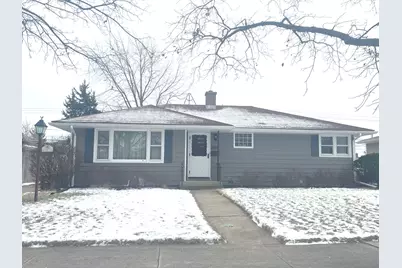 2305 W Grove Avenue, Waukegan, IL 60085 - Photo 1