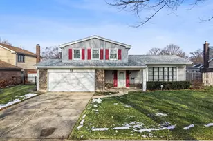 52 E Russet Way, Palatine, IL 60067 - Photo 1