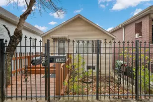 1404 W Fuller St, Chicago, IL 60608 - Photo 1