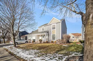 1279 Bison Trail, Carol Stream, IL 60188 - Photo 1