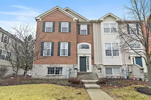 144 Town Center Blvd, Gilberts, IL 60136 - Photo 1