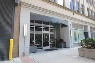 565 W Quincy St, Chicago, IL 60661 - Photo 1