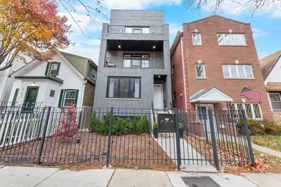 2150 W Foster Avenue #2, Chicago, IL 60625 - Photo 1