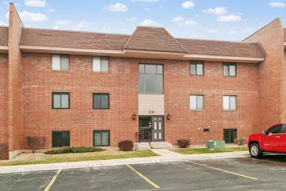 210 E Fountainview Lane #3A, Lombard, IL 60148 - Photo 1