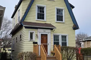 743 S East Ave, Oak Park, IL 60304 - Photo 1