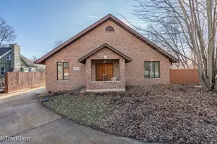 17W463 Red Oak Ave, Addison, IL 60101 - Photo 1