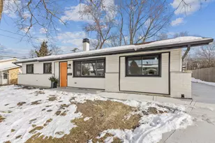 1485 Jefferson Rd, Hoffman Estates, IL 60169 - Photo 1