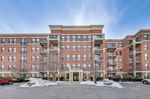 2335 W Belle Plaine Ave, Chicago, IL 60618 - Photo 1