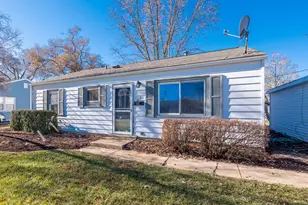 1621 Innercircle Dr, Crest Hill, IL 60403 - Photo 1