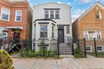 736 N Sawyer Avenue, Chicago, IL 60624 - Photo 1