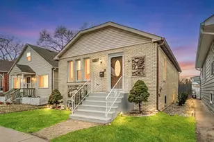 4212 N Ottawa Ave, Norridge, IL 60706 - Photo 1