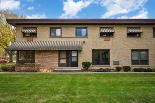 932 N Wheeling Rd, Mount Prospect, IL 60056 - Photo 1