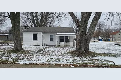 1702 W 9th Street, Dixon, IL 61021 - Photo 1