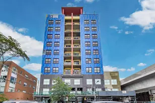 1122 W Catalpa Ave, Chicago, IL 60640 - Photo 1