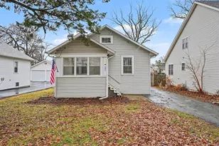 143 E Division St, Villa Park, IL 60181 - Photo 1