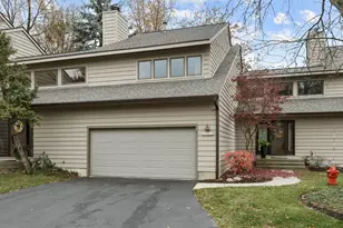 1526 Kirkwood Dr, Geneva, IL 60134 - Photo 1