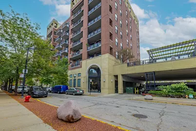 811 W 15th Place #806, Chicago, IL 60608 - Photo 1