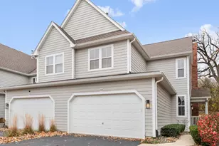 60 Tanglewood Dr, Glen Ellyn, IL 60137 - Photo 1