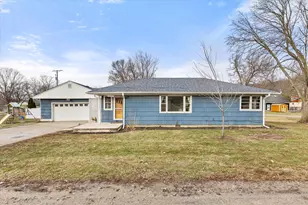 404 Lewis Ave, Marseilles, IL 61341 - Photo 1