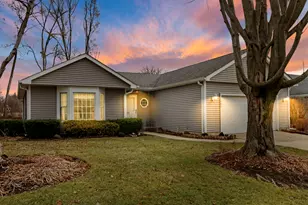 1608 N Leonard Ave, McHenry, IL 60050 - Photo 1