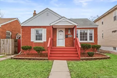 9603 S Albany Avenue, Evergreen Park, IL 60805 - Photo 1