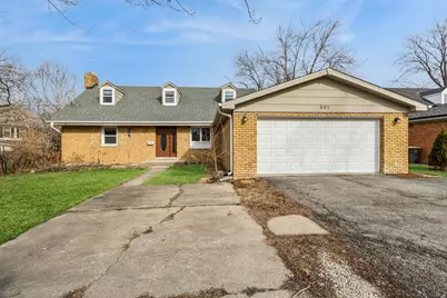 902 E Main Street, Barrington, IL 60010 - Photo 1