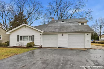 33639 N Greentree Road, Grayslake, IL 60030 - Photo 1