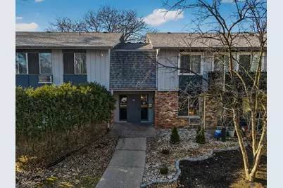 918 E Old Willow Road #103, Prospect Heights, IL 60070 - Photo 1