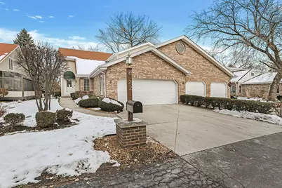 22 W Maple Lane #22, Palos Heights, IL 60463 - Photo 1