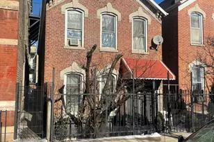 1320 W 18th Pl, Chicago, IL 60608 - Photo 1