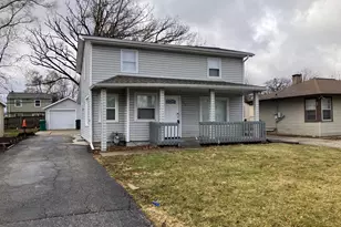 1432 Ridgeway Ave, Round Lake Beach, IL 60073 - Photo 1