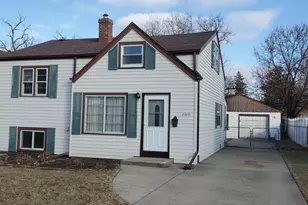 2305 S 15th Ave, Broadview, IL 60155 - Photo 1