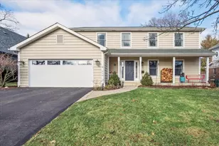 216 E Scranton Ave, Lake Bluff, IL 60044 - Photo 1