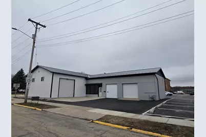 519 W Lincoln Avenue, Rochelle, IL 61068 - Photo 1