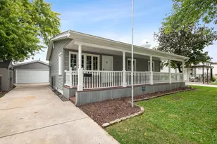 8818 Fairway Dr, Orland Park, IL 60462 - Photo 1