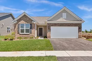 2792 Spring Cir S, Lindenhurst, IL 60046 - Photo 1