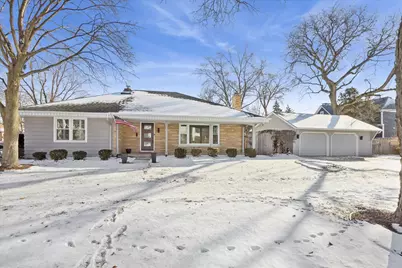 [Address not provided], Elmhurst, IL 60126 - Photo 1