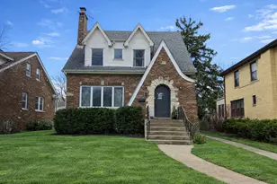 1004 Peale Ave, Park Ridge, IL 60068 - Photo 1