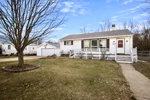 219 Willett Ave, Dixon, IL 61021 - Photo 1