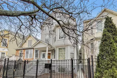 3634 W Dickens Avenue, Chicago, IL 60647 - Photo 1