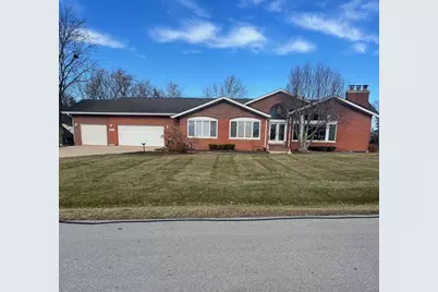 600 Ahlstrand Road, Glen Ellyn, IL 60137 - Photo 1