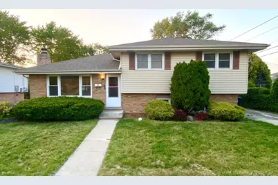 112 E 160th Place, South Holland, IL 60473 - Photo 1