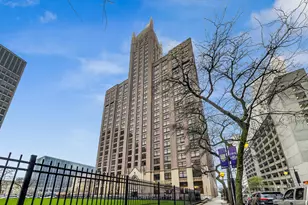 680 N Lake Shore Dr, Chicago, IL 60611 - Photo 1
